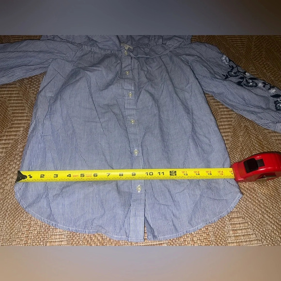 Loft Women's Cold Shoulder Blouse, Floral Embroidery on Sleeves, Size XS - Picture 8 of 10